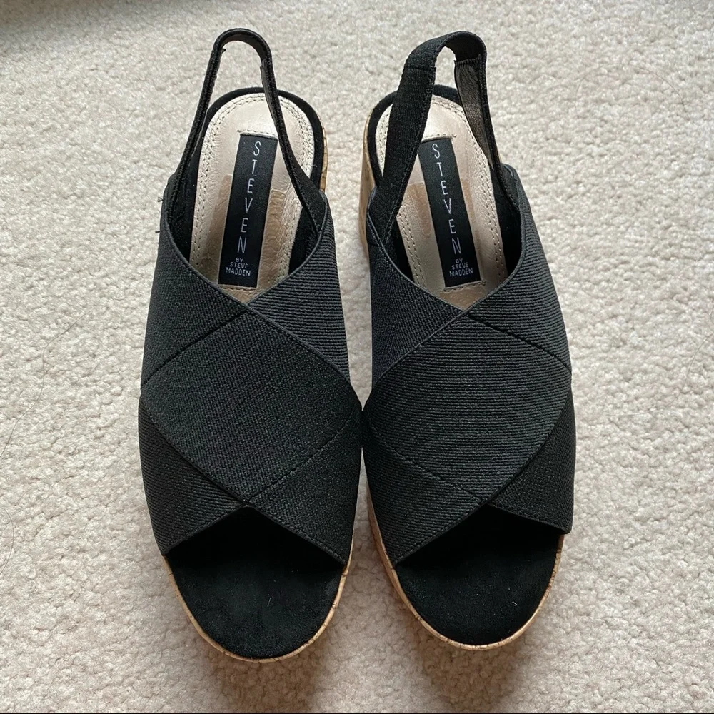 [NWT] Steve Steve Madden Caly Wedge Sandals